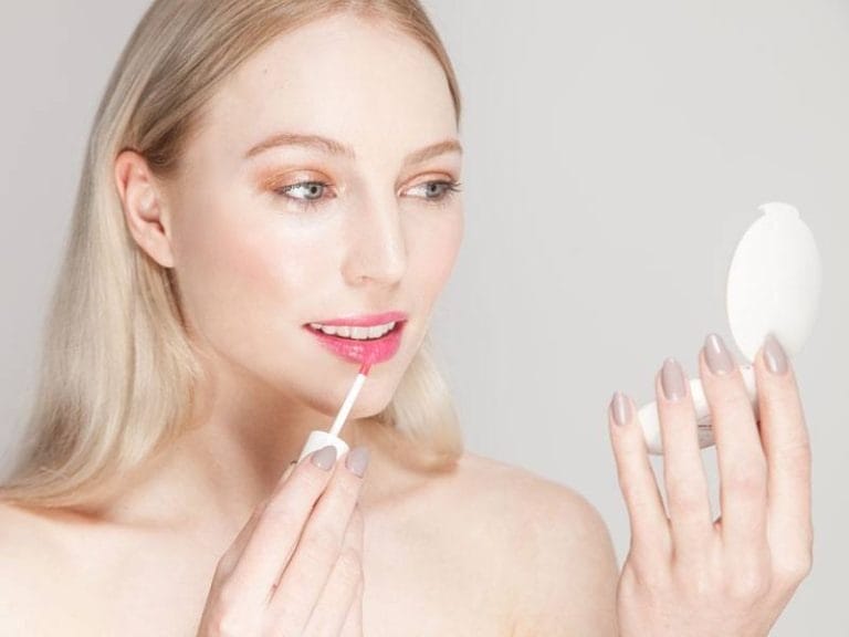 How to Get Spring Ready with Natural & Organic Makeup